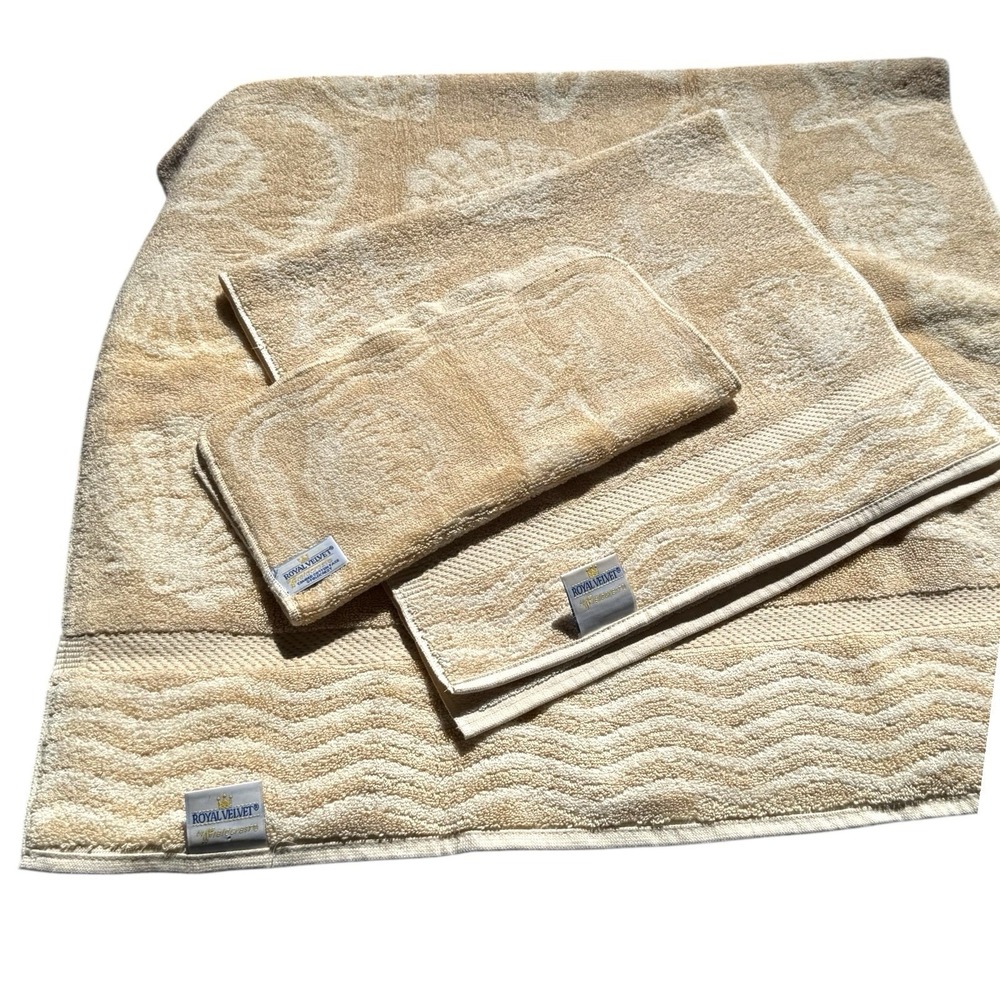 VTG Royal Velvet by Fieldcrest MCM Traditional Towel Set USA Cotton Golden Beach - Picture 5 of 6